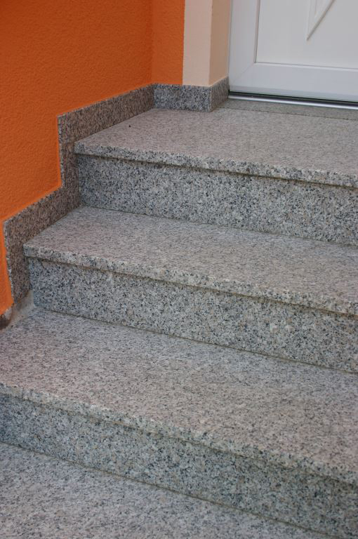 Ein Treppenaufgang von Fachleuten gefertigt